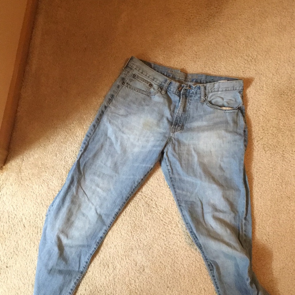 American eagle 34-32 relaxed straight jeans
